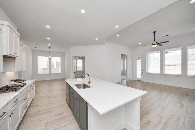 9510 Chateau Hill, Manvel, TX 77578
