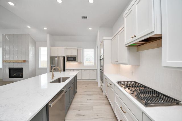 9510 Chateau Hill, Manvel, TX 77578