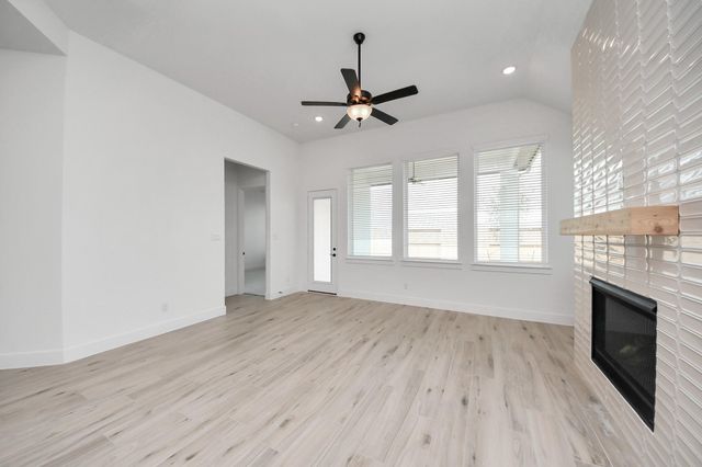 9510 Chateau Hill, Manvel, TX 77578