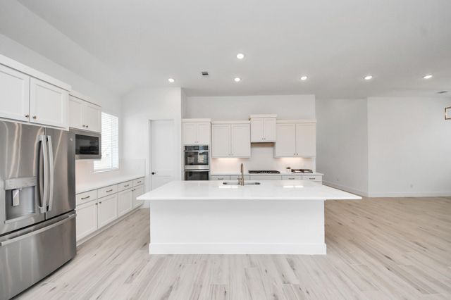 9510 Chateau Hill, Manvel, TX 77578