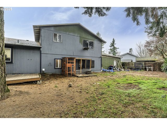 19820 Ne HASSALO Ct, Portland, OR 97230