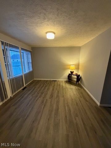 2200 13th Avenue, Vienna, WV 26105