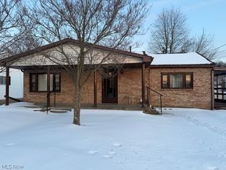 2200 13th Avenue, Vienna, WV 26105