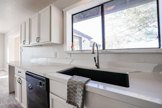 38234 N 15TH Avenue, Phoenix, AZ 85086