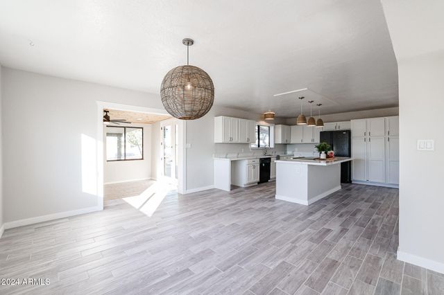 38234 N 15TH Avenue, Phoenix, AZ 85086