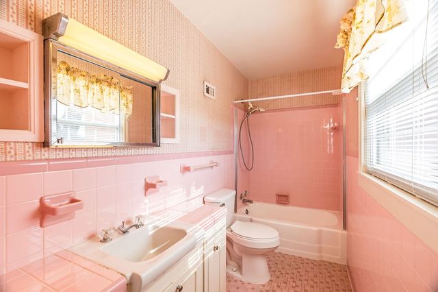 204 Ridgehill Dr, Hopkinsville, KY 42240