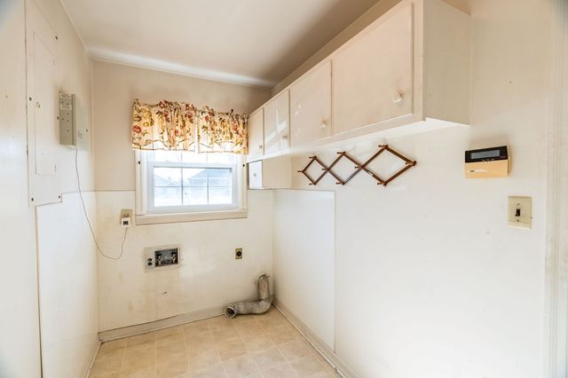 204 Ridgehill Dr, Hopkinsville, KY 42240