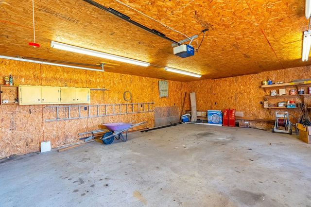 204 Ridgehill Dr, Hopkinsville, KY 42240