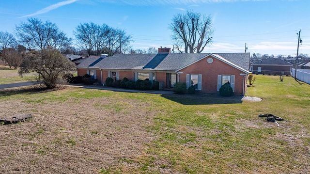 204 Ridgehill Dr, Hopkinsville, KY 42240