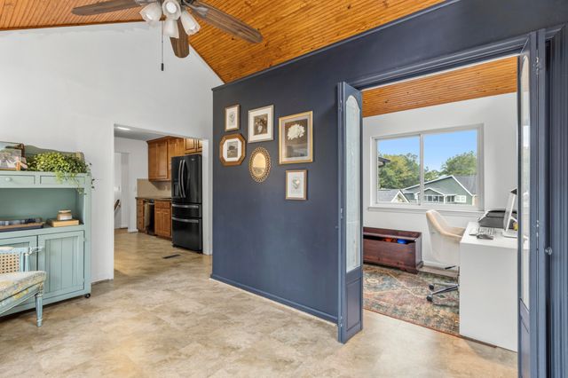 11 E Larry Circle, Ringgold, GA 30736