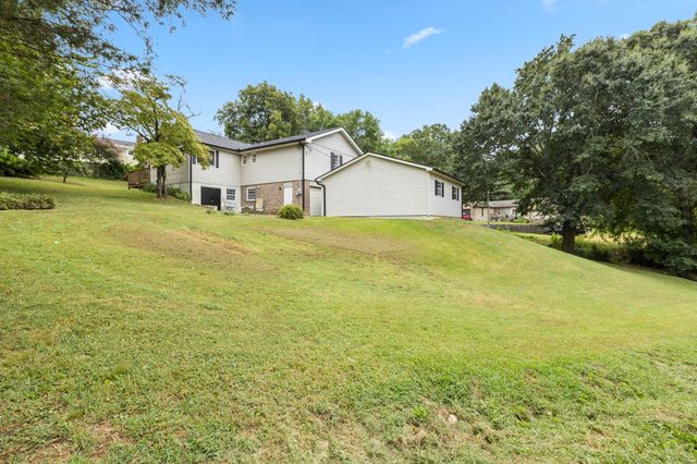 11 E Larry Circle, Ringgold, GA 30736