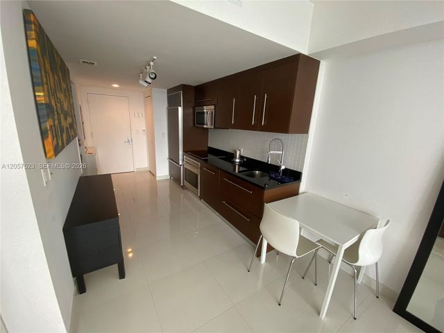 465 Brickell Ave 5304, Miami, FL 33131