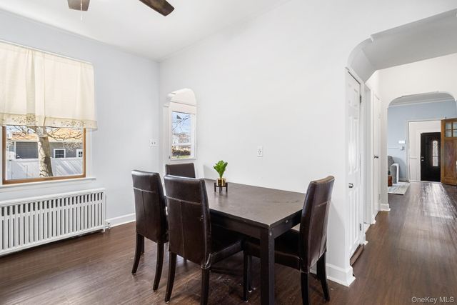 1517 10th Street, West Babylon, NY 11704