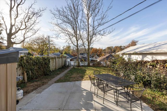 5112 S 20 Street, Omaha, NE 68107