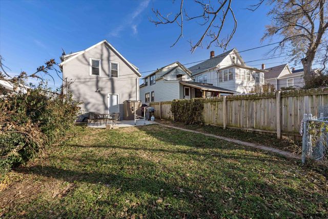 5112 S 20 Street, Omaha, NE 68107