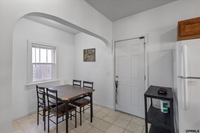 5112 S 20 Street, Omaha, NE 68107