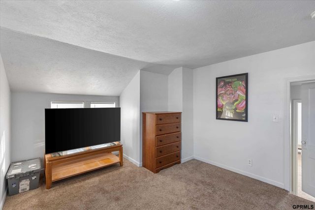 5112 S 20 Street, Omaha, NE 68107