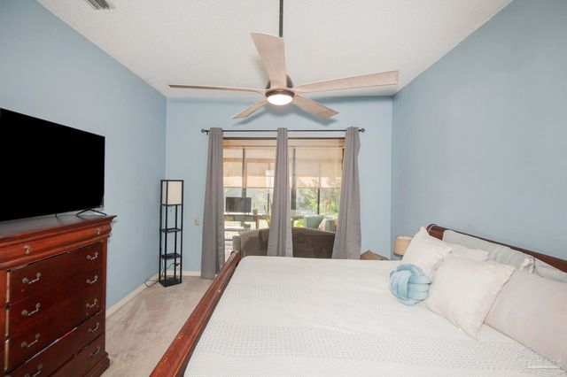 5130 Yesteroaks Cir, Pensacola, FL 32504