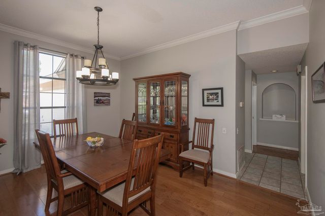 5130 Yesteroaks Cir, Pensacola, FL 32504