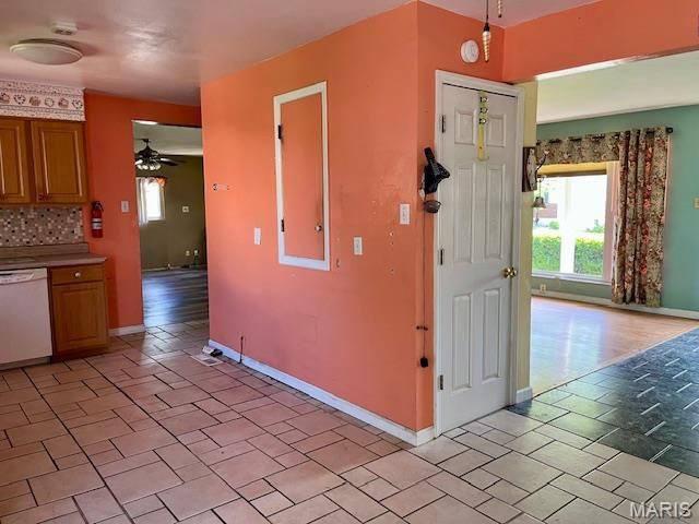 180 Chinon Drive, St Louis, MO 63129