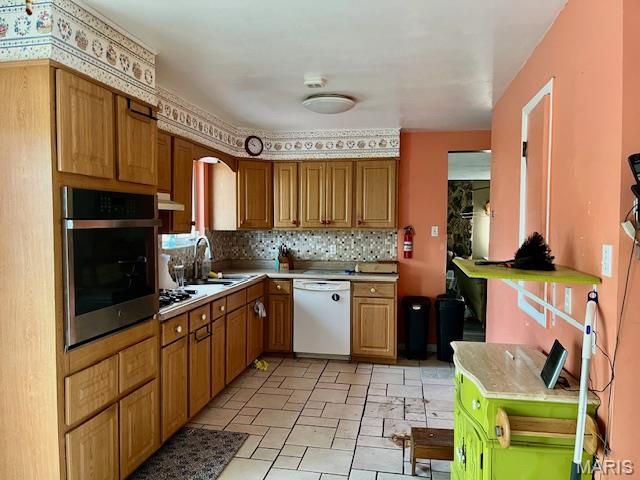 180 Chinon Drive, St Louis, MO 63129