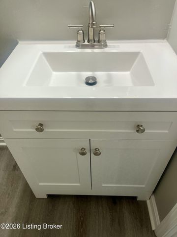 824 Dresden Ave, Louisville, KY 40215