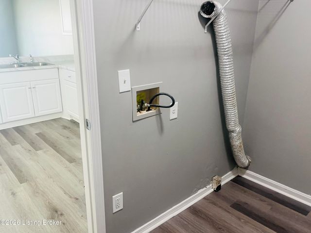 824 Dresden Ave, Louisville, KY 40215