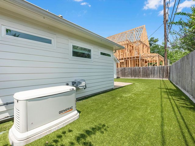 1451 Cheshire Lane, Houston, TX 77018