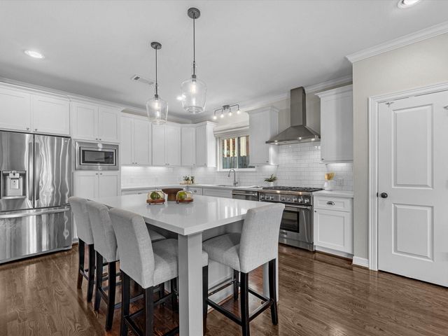 1451 Cheshire Lane, Houston, TX 77018