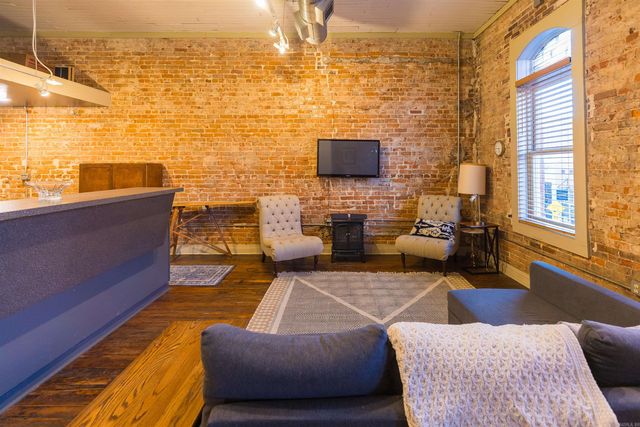 241 S Main, Jonesboro, AR 72401