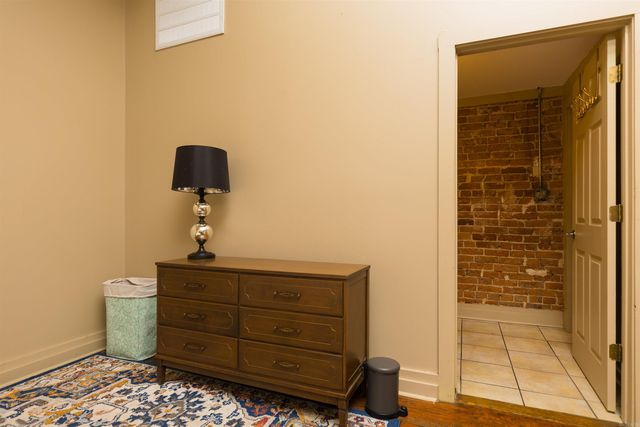 241 S Main, Jonesboro, AR 72401