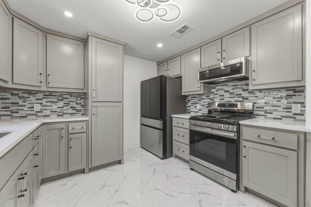 311 Beckleywood Boulevard, Dallas, TX 75224