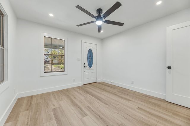 311 Beckleywood Boulevard, Dallas, TX 75224