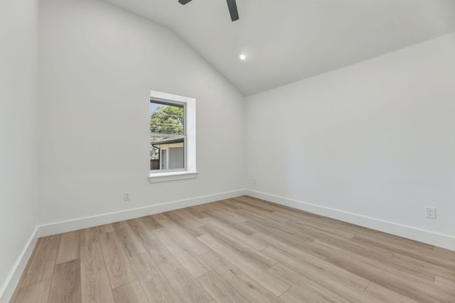 311 Beckleywood Boulevard, Dallas, TX 75224