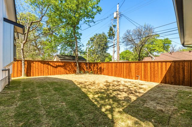 311 Beckleywood Boulevard, Dallas, TX 75224
