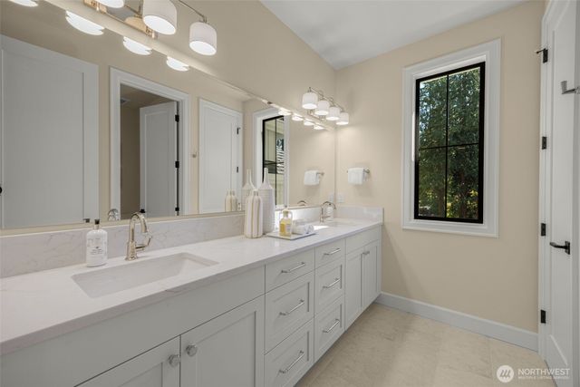 21450 NE 79th, Redmond, WA 98053