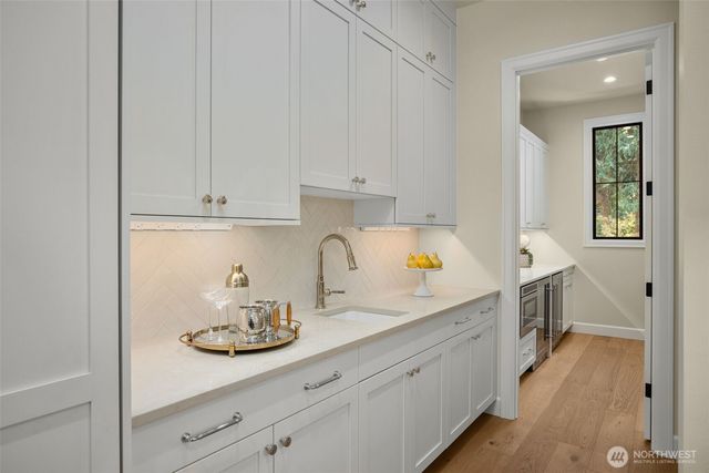 21450 NE 79th, Redmond, WA 98053