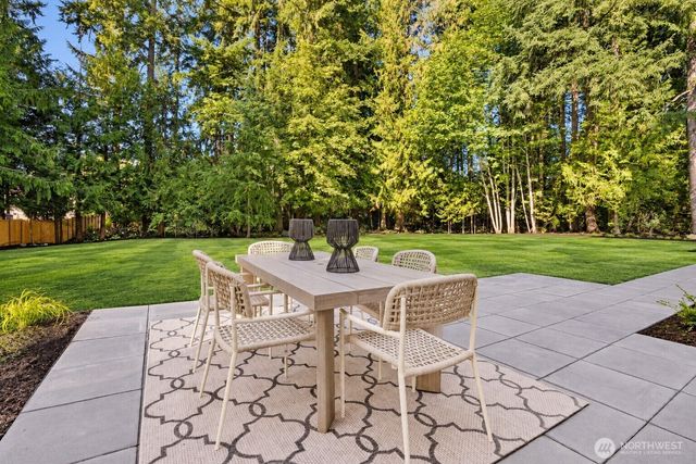 21450 NE 79th, Redmond, WA 98053
