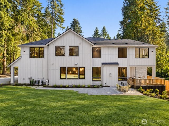 21450 NE 79th, Redmond, WA 98053