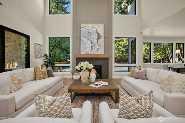 21450 NE 79th, Redmond, WA 98053