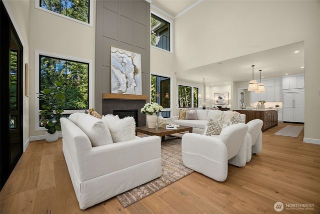 21450 NE 79th, Redmond, WA 98053