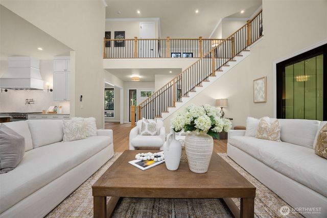 21450 NE 79th, Redmond, WA 98053