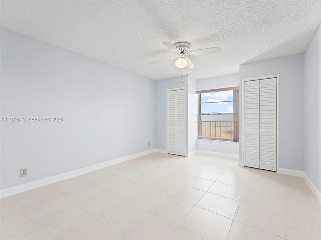 8005 Lake Dr 408, Doral, FL 33166