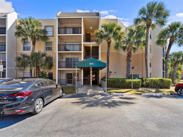 8005 Lake Dr 408, Doral, FL 33166
