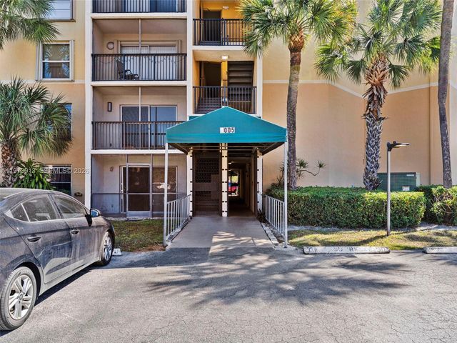 8005 Lake Dr 408, Doral, FL 33166