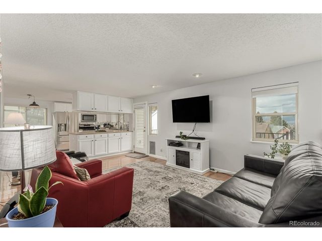 133 Fairplay Ave, Broomfield, CO 80020