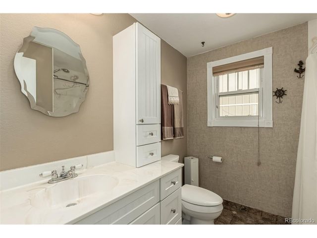 133 Fairplay Ave, Broomfield, CO 80020