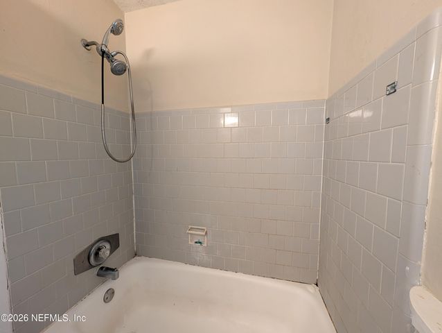 2225 THIERVY Drive, Jacksonville, FL 32210