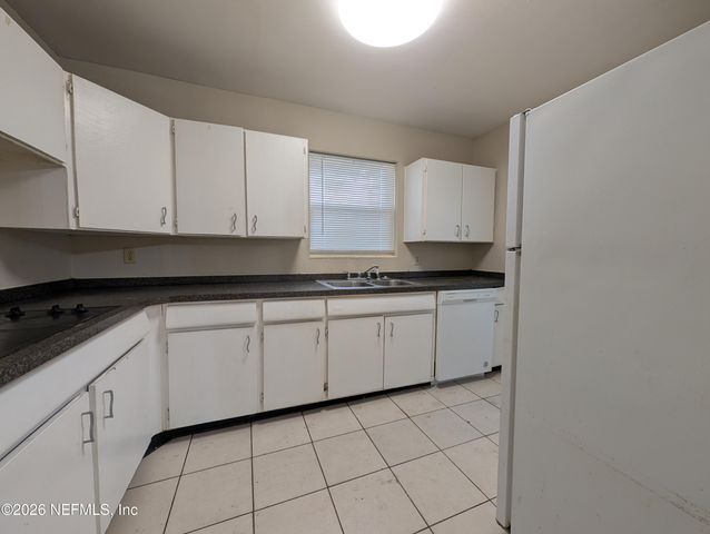 2225 THIERVY Drive, Jacksonville, FL 32210