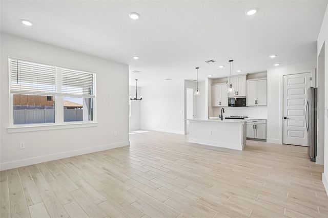 192 SHADY EDGE LOOP, Nokomis, FL 34275
